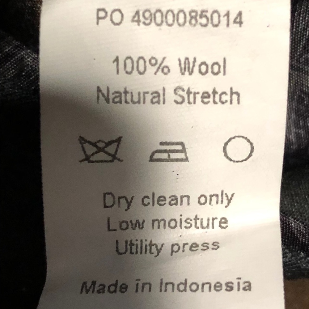 Men’s Ralph Lauren suit - Picture 2 of 4